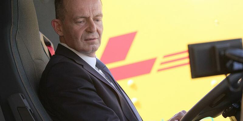 Volker Wissing in einem Post-LKW (Archiv) - Foto: über dts Nachrichtenagentur