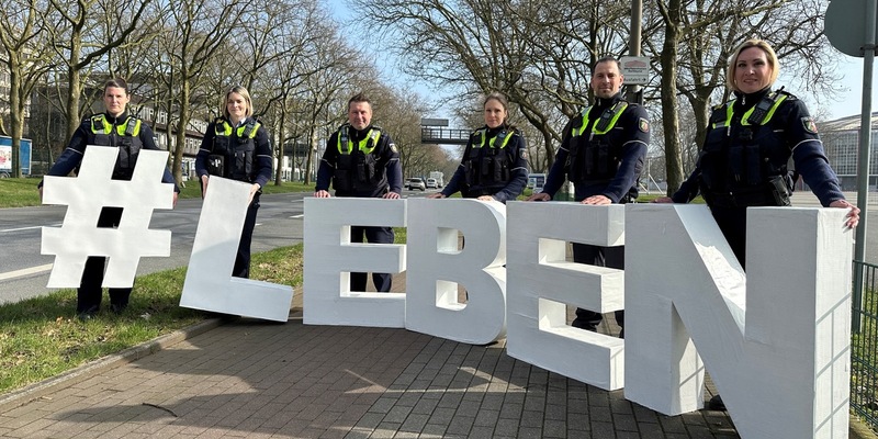 POL-DO: Das Team der Unfallprävention der Polizei: Mit Sicherheit für alle Bürgerinnen und Bürger da - Foto: presseportal.de