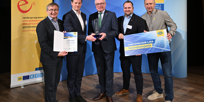 eNu zeichnet PREFA für PV-Innovation aus - Foto: NLK/Filzwieser über pressetext.de