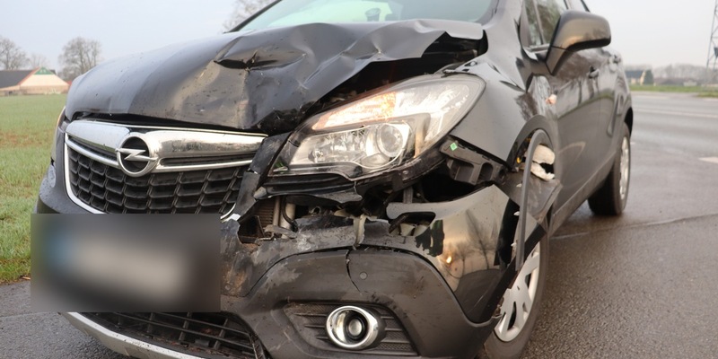 POL-HF: Verkehrsunfall im Einmündungsbereich - 60-Jähriger leicht verletzt - Foto: presseportal.de