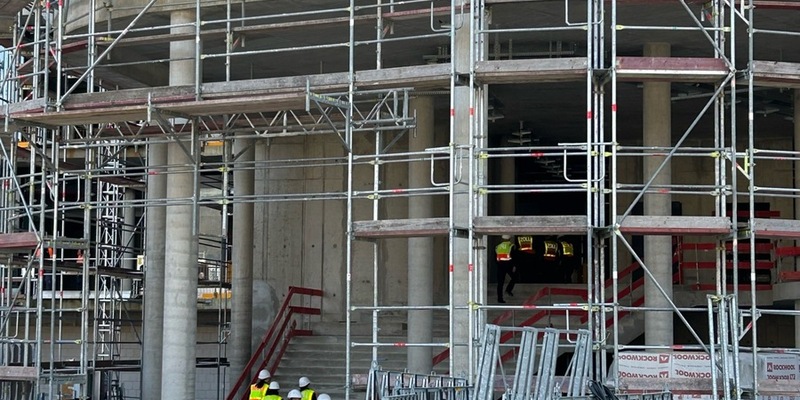 HZA-UL: Zoll überprüft Arbeiter auf Großbaustelle in Oberkochen - Foto: presseportal.de