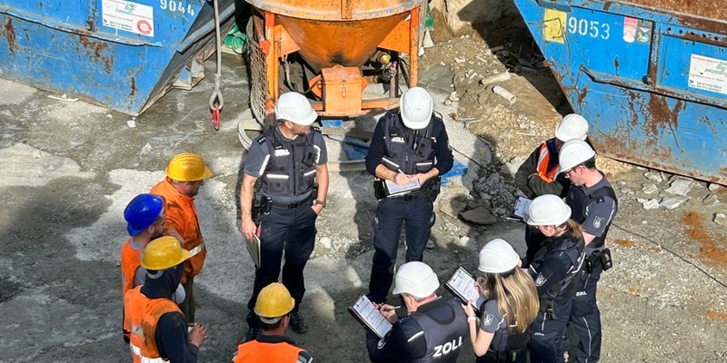 HZA-GI: Gießener Zoll nimmt Baustellen ins Visier - 17 Festnahmen Bundesweite Schwerpunktaktion gegen Schwarzarbeit - Foto: presseportal.de