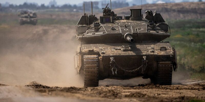 Das israelische Militär bereitet weiter einen Offensive auf Rafah im Gazastreifen vor. - Foto: Ariel Schalit/AP/dpa