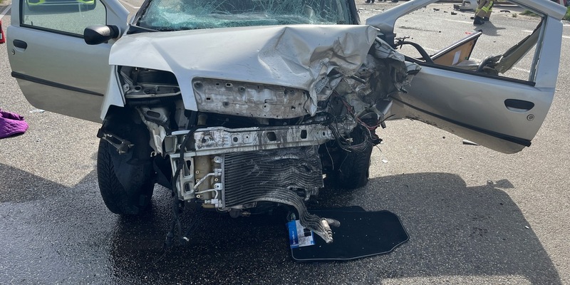 POL-PDNW: Verkehrsunfall mit zwei Schwerverletzten - Foto: presseportal.de