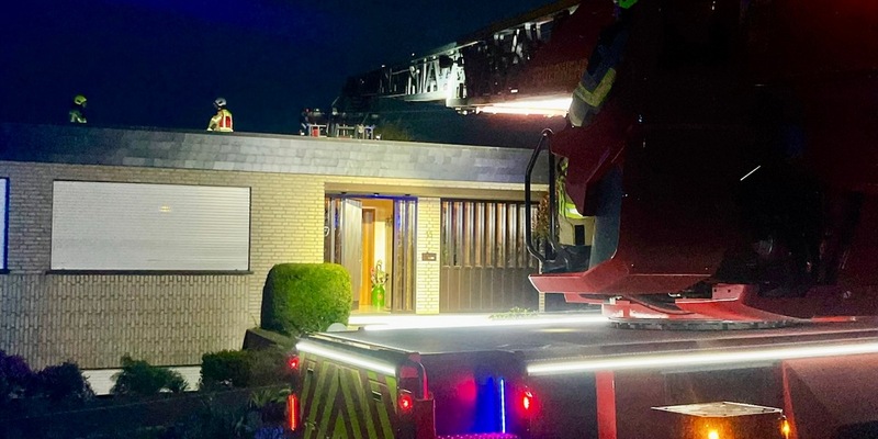 FW Alpen: Kaminbrand - Foto: presseportal.de