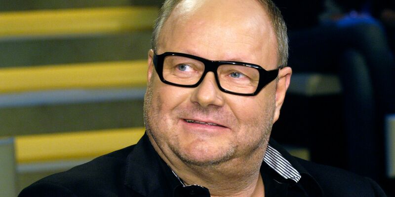 Jürgen Harksen, der verurteilte Millionenbetrüger, der in den 80er und 90er Jahren auch prominenten Investoren Geld abgenommen hatte, ist tot. - Foto: Karlheinz Schindler/dpa