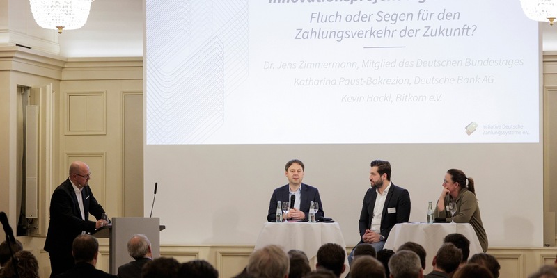 Souveränität im Zahlungsverkehr / Digitaler Euro & Co. - Stärken die Gesetzesvorhaben von heute Europas Zahlungsverkehr von morgen? - Foto: presseportal.de