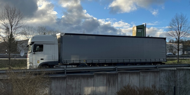 API-TH: Zwangspause für den Fahrzeugführer - Foto: presseportal.de