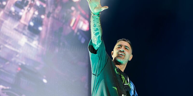 Das erste Mal seit acht Jahren performt Rapper Bushido seine Musik. - Foto: Hannes P Albert/dpa