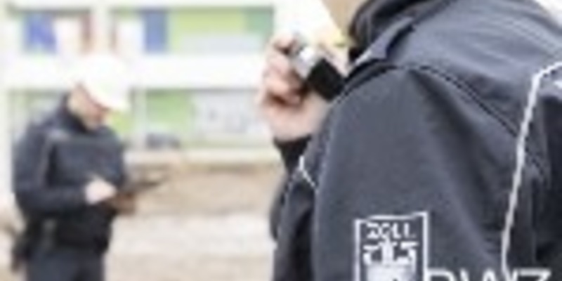 HZA-AC: Bundesweite Schwerpunktprüfung des Zolls in der Baubranche Aachener Zoll deckt in mehreren Fällen illegale Beschäftigung auf - Foto: presseportal.de