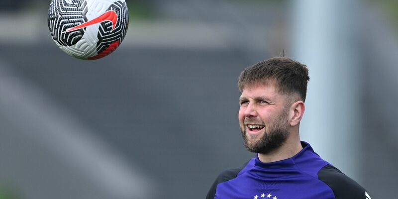 Der DFB wechselt ab 2027 den Ausrüster: Von Adidas geht es dann zu Nike. - Foto: Arne Dedert/dpa