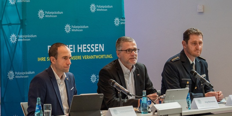 POL-GI: Polizeiliche Kriminalstatistik für Mittelhessen vorgestellt+++Mehr Gewalt gegen Einsatzkräfte+++Deutliche Zunahme von Straftaten im öffentlichen raum+++Schwerpunkt Sichere Innenstädte - Foto: presseportal.de