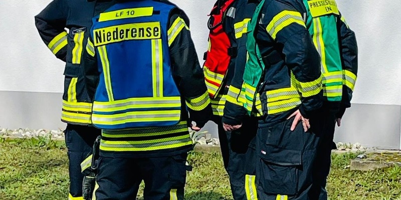 FW Ense: Rauchentwicklung in der Zwischendecke eines Supermarktes - Foto: presseportal.de