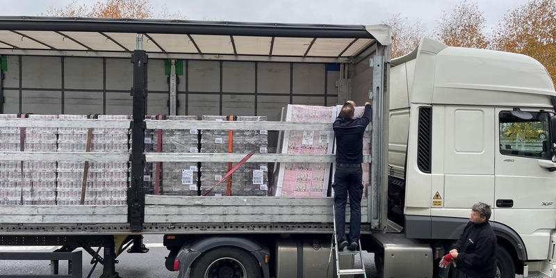 HZA-BI: Zollamt Arnsberg stoppt Einfuhr von 80.000 Dosen Energydrinks/Inhaltsstoff überschreitet den gesetzlichen Höchstwert - Foto: presseportal.de