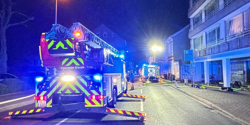FW-Erkrath: Ausgedehnter Wohnungsbrand mit Menschenrettung - Foto: presseportal.de