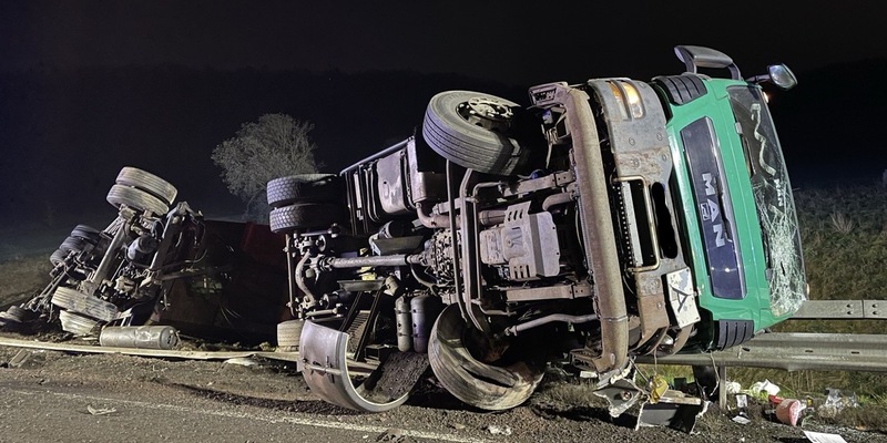 POL-PDTR: LKW-Unfall auf Bundesstraße 41 - Foto: presseportal.de