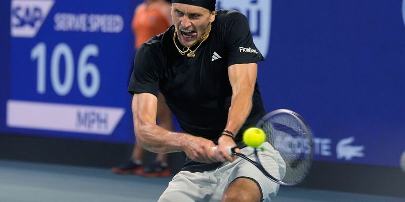 Alexander Zverev reagiert auf einen verpassten Punkt. - Foto: Marta Lavandier/AP