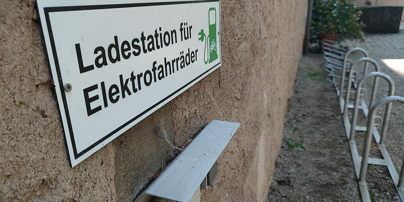 Ladestation für Elektrofahrräder (Archiv) - Foto: über dts Nachrichtenagentur