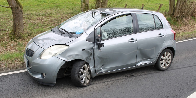 POL-RBK: Overath - Drei Verletzte nach Unfall im Begegnungsverkehr - Foto: presseportal.de
