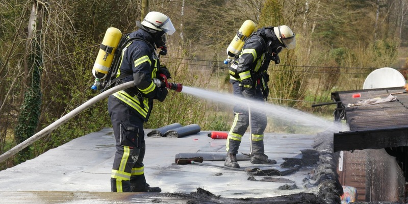 FW Celle: Gemeldeter Gebäudebrand in Vorwerk - Foto: presseportal.de