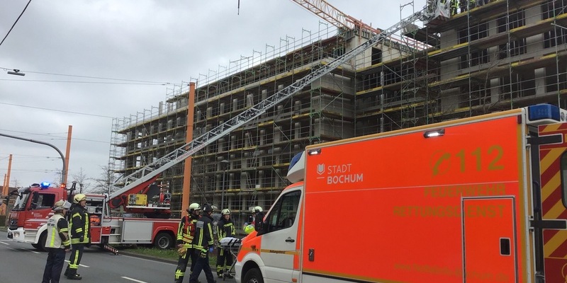 FW-BO: Schwer verletzter Bauarbeiter auf einer Baustelle am Westpark in Bochum - Foto: presseportal.de