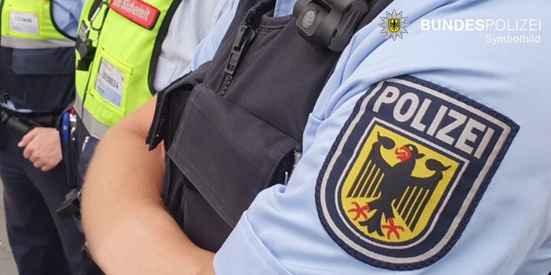Bundespolizeidirektion München: Schlafende sexuell belästigt / DB-Sicherheitsdienst greift ein - Foto: presseportal.de