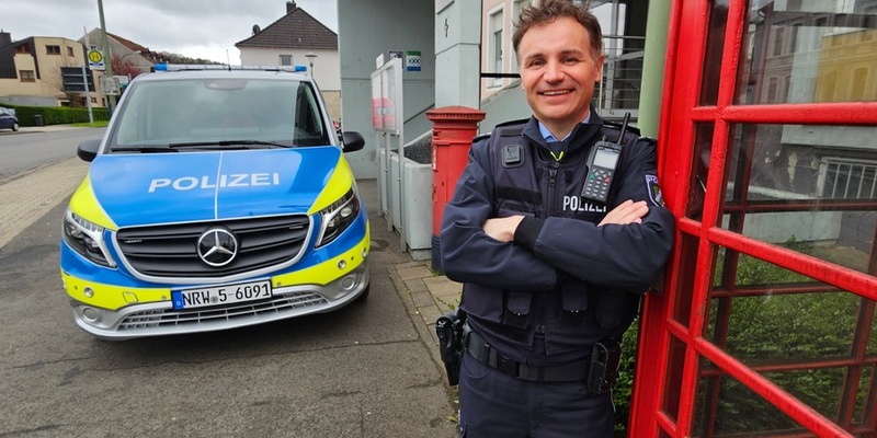 POL-DN: Zurück auf die Straße: Polizeihauptkommissar Norbert Kausche ist neuer Bezirksdienstbeamter der Gemeinde Langerwehe - Foto: presseportal.de