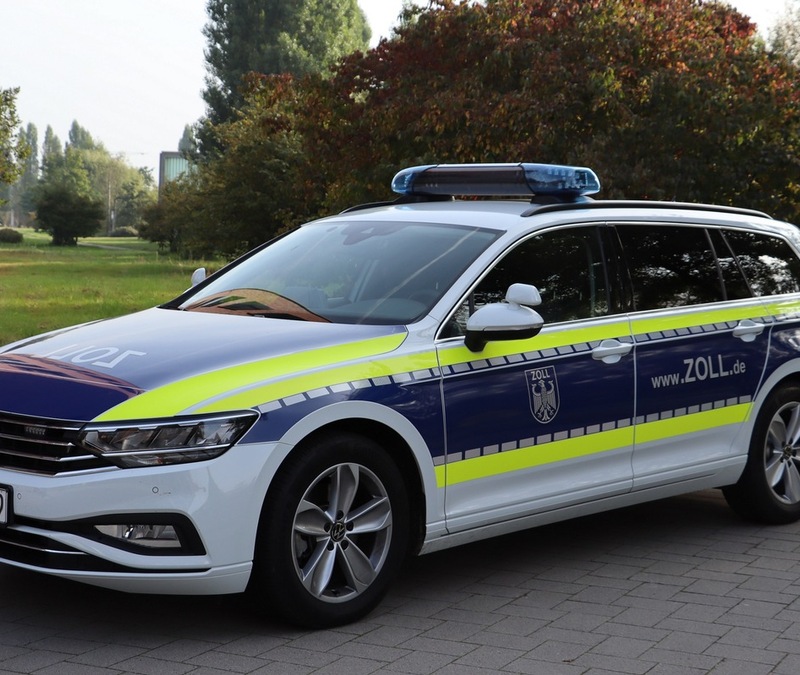 HZA-MS: Zoll Münster stellt illegale Potenzmittel an der Autobahn 3 sicher / Medikament in Deutschland nicht zugelassen - Foto: presseportal.de