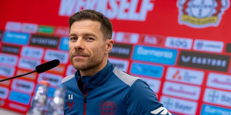 Trainer Xabi Alonso kann mit Leverkusen das Triple holen. - Foto: Christoph Reichwein/dpa