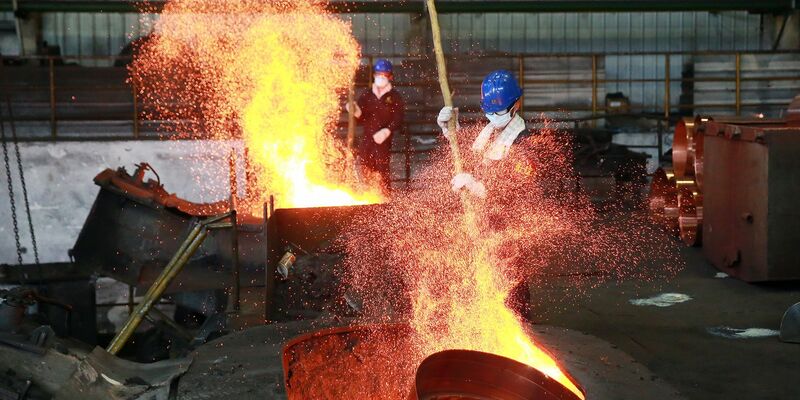 Die Stimmung in den Chefetagen chinesischer Unternehmen hat sich nach Monaten wieder aufgehellt. - Foto: Tpg/Zuma Press/dpa