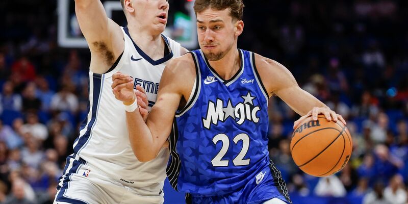 Kam gegen die Memphis Grizzlies auf 13 Punkte: Franz Wagner. - Foto: Kevin Kolczynski/AP/dpa