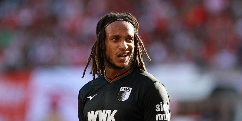 Kevin Mbabu (FC Augsburg) (Archiv) - Foto: über dts Nachrichtenagentur