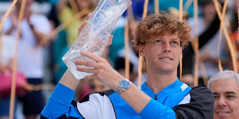 In der Weltrangliste steht Sinner als erster Tennis-Profi aus Italien auf Rang zwei. - Foto: Lynne Sladky/AP