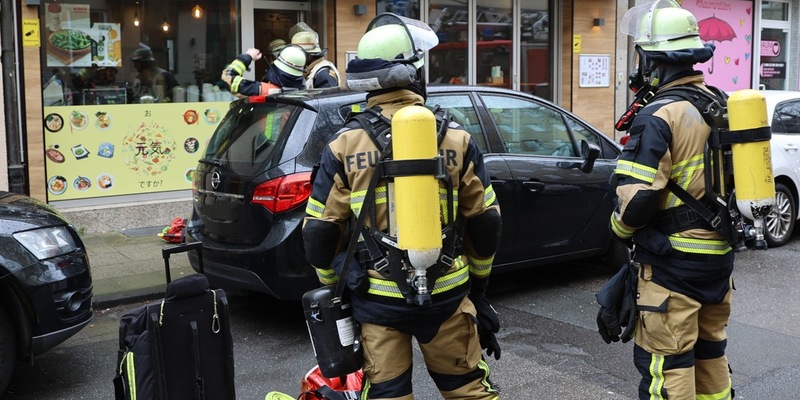 FW-E: Rauchentwicklung in einem Restaurant - zwei Personen leicht verletzt - Foto: presseportal.de
