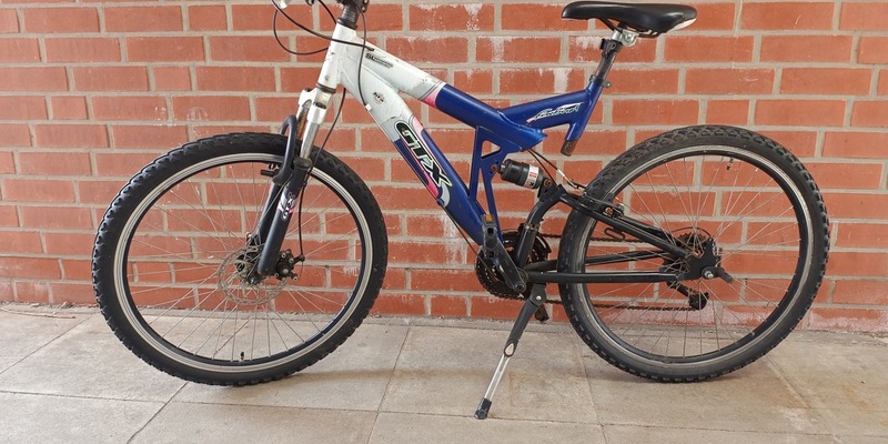 POL-HK: Munster: Heckscheibe eingeschlagen; Walsrode: In Schuppen eingedrungen; Munster: Auto überschlägt sich; Soltau: Fahrradeigentümer gesucht - Foto: presseportal.de