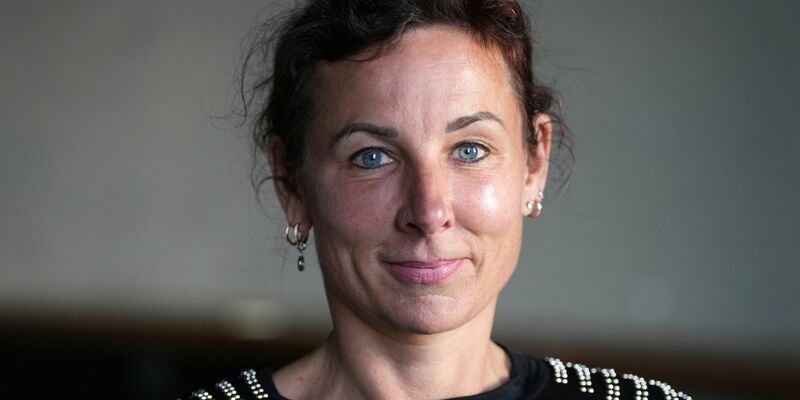 Juli Zeh, Schriftstellerin und Richterin am Brandenburger Verfassungsgericht. - Foto: Soeren Stache/dpa