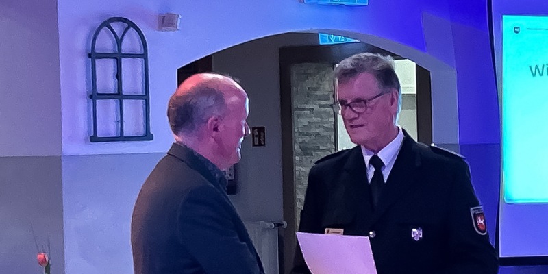 POL-CLP: Cloppenburg - Kriminalhauptkommissar Harald Nienaber verabschiedet sich nach 42,5 Jahren in den Ruhestand - Foto: presseportal.de