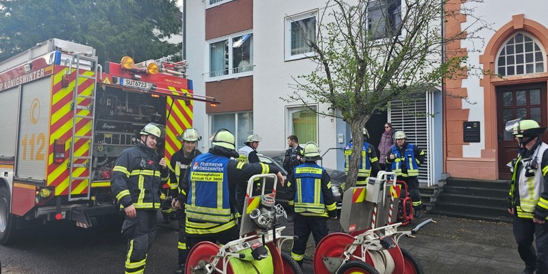 FW Königswinter: Kleine Ursache - große Wirkung Feuerwehreinsatz in Königswinter - Foto: presseportal.de
