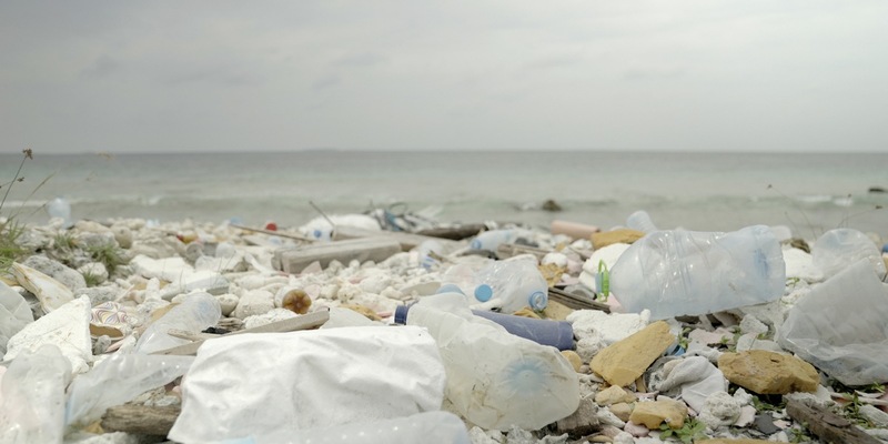Recherche-Ergebnisse von ZDF und Flip: Adidas trennt sich von Parley for the Oceans und stellt Produkte mit Parley-Ozeanplastik ein - Foto: presseportal.de