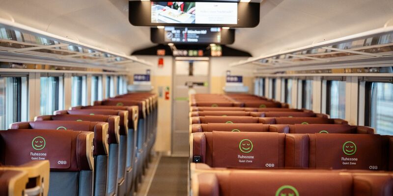 Der Innenraum des neuen Railjet-Züge. - Foto: Thomas Kiewning/Deutsche Bahn AG/dpa