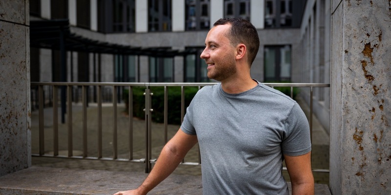 Maximilian Karpf: Erfolgreich skalieren mit FM Sales - Wie seine Kunden ihre Konkurrenz hinter sich lassen - Foto: presseportal.de