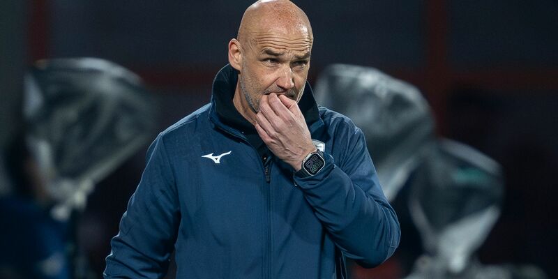 Der VfL Bochum und Trainer Thomas Letsch gehen getrennte Wege. - Foto: David Inderlied/dpa