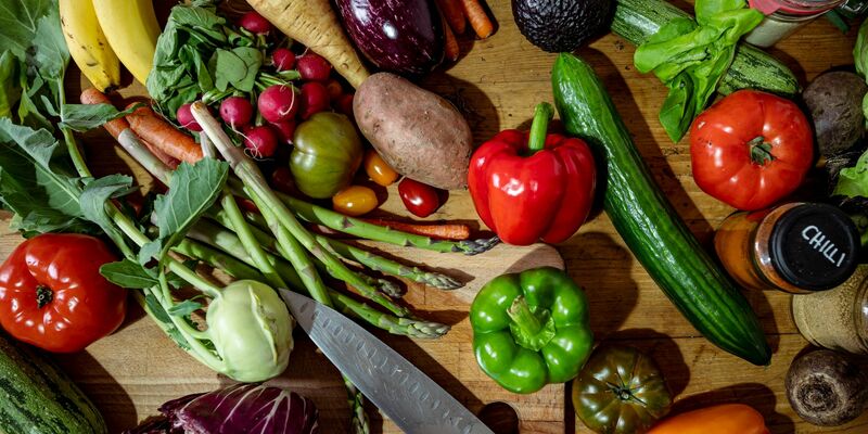 Die Studienteilnehmer ernähren sich entweder vegan, vegetarisch, pescetarisch oder essen sowohl pflanzliche als auch tierische Produkte. - Foto: Fabian Sommer/dpa