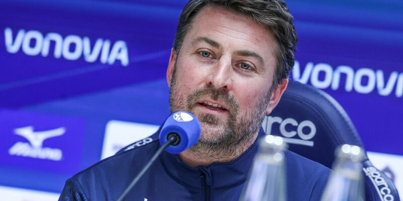 Bochums Cheftrainer Heiko Butscher will noch den Klassenerhalt schaffen. - Foto: Tim Rehbein/dpa