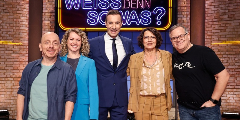 Tatort-Duell: Ulrike Folkerts und Cornelia Gröschel bei Wer weiß denn sowas? - Das Wissensquiz vom 22. bis 26. April 2024, um 18:00 Uhr im Ersten - Foto: presseportal.de