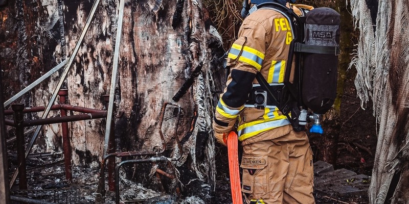 FW Gronau: Brand eines als Lager genutzten Containers - Foto: presseportal.de