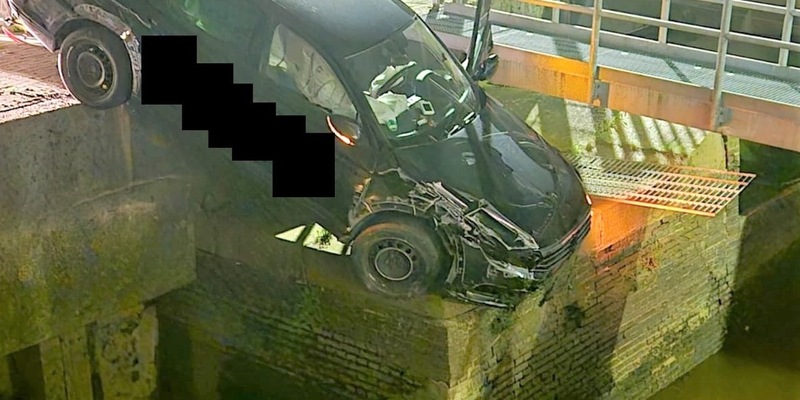 POL-CUX: Schutzengel bewahrt in Cuxhaven betrunkenen Fahrzeugführer ohne Führerschein vor Schlimmeren (Lichtbild in der Anlage) - Foto: presseportal.de