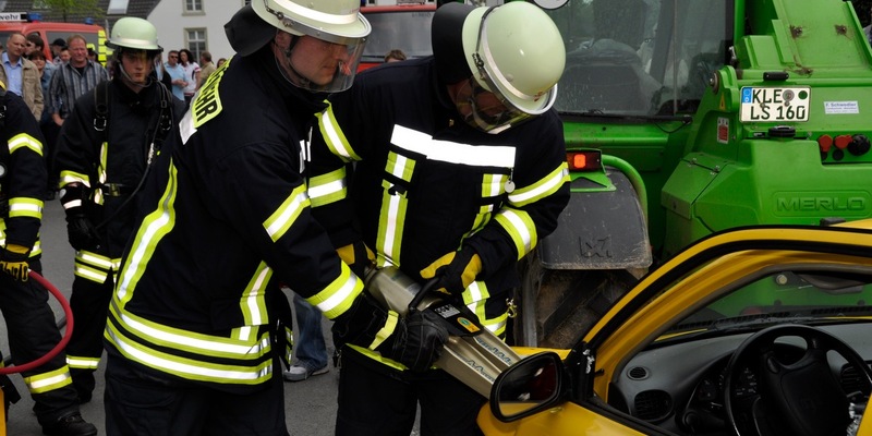 FW-KLE: 90 Jahre Freiwillige Feuerwehr Bedburg-Hau: Aktionstag am 1. Mai ist der Start ins Jubiläumsjahr - Foto: presseportal.de