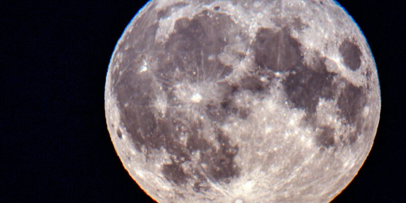 Ein Japaner soll nach dem Willen Washingtons der erste Mensch auf dem Mond ohne US-Pass werden. - Foto: Jens Büttner/dpa