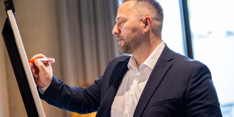 Steuerlast senken: Björn Erhard verrät, welche steuerlichen Vorteile die Rechtsform Genossenschaft einem Unternehmen bietet - Foto: presseportal.de